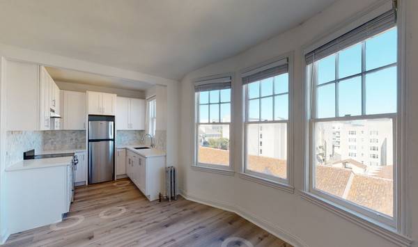 $3,495 / 1br - 598ft2 - 15 Hermann@Laguna/Classic 1br + Den (Office)/Views/Convenient Location (hayes valley)63790122402307120