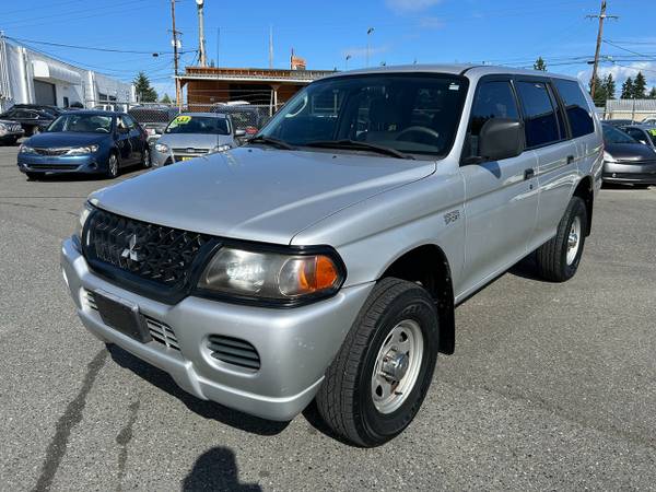 2002 Mitsubishi Montero Sport 4puertas 4WD ES - $5,995 (Lynnwood Washington)63622964804227122