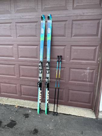 Elan Skis 1