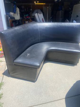 Restaurant Booth (Original from Club Deluxe in SF) 1