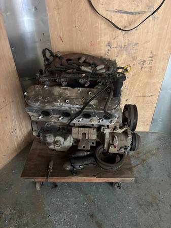 Selling good running 4.8 n 5.3 LS motors 1