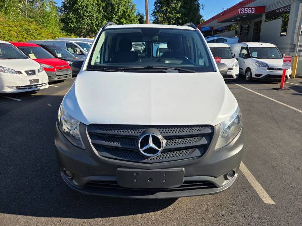 ¡Furgoneta de carga Mercedes-Benz Metris 2016 con bajo kilometraje! - $22,000 (Bellevue)63623043050371121