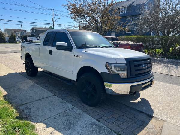 2011 Ford F-150 1
