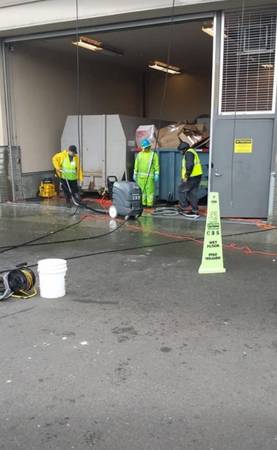 Window on gutters cleaner pressure washer 1