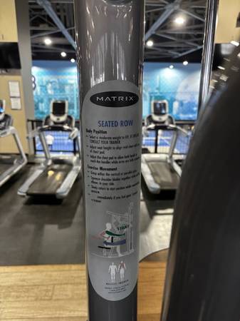 Matrix seated row machine 1
