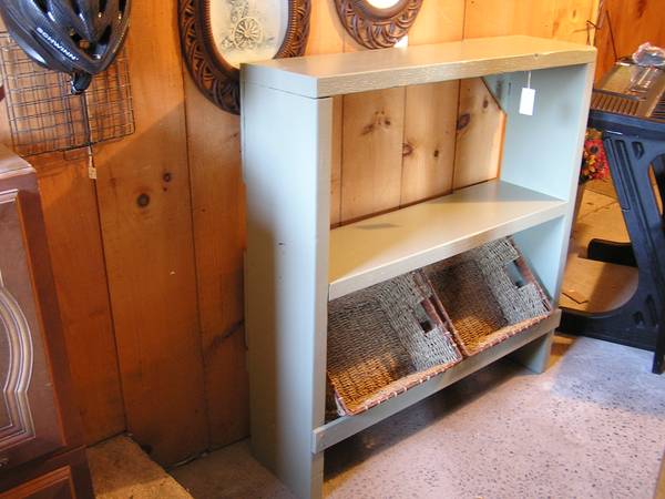 WOOD SHELF WITH BASKETS! 1