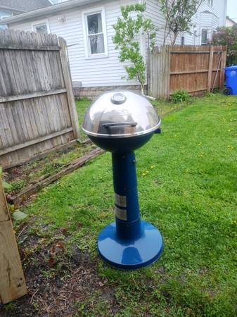 Masterbuilt Outdoor Electric Grill 1