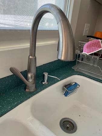 33" Kohler Lakefield Cast Iron High/Low Double Kitchen Sink - $150 (albany / el cerrito)63471353128963121