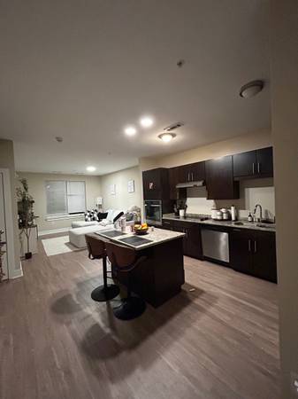 $2,900 / 1br - asunción de contrato en cambridge63655350992641121