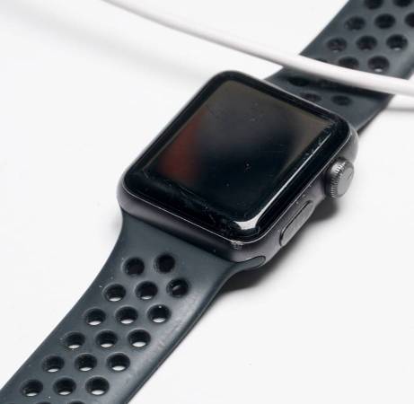 Apple Watch 3 Nike Edition works great 1