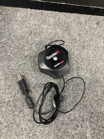 Datacolor Spyder5 Monitor Calibration Tool - Free 1