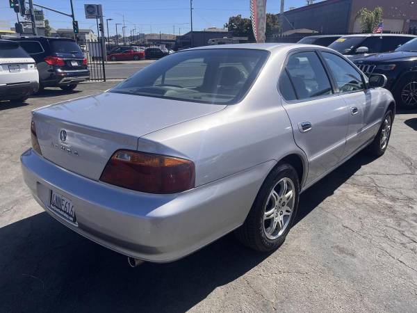 2001 Acura TL 3.2TL - $6,995 (+ Main Street Auto)63470899195393122