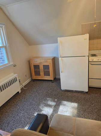 WHITESTONE, QUEENS – TRUE 1-BEDROOM 1