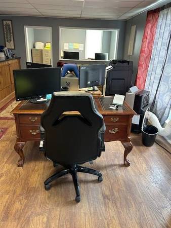 $1,200 / 700ft2 - Nice Office Space Or Retail Store Space (Alexandria Bay)63935322725122124