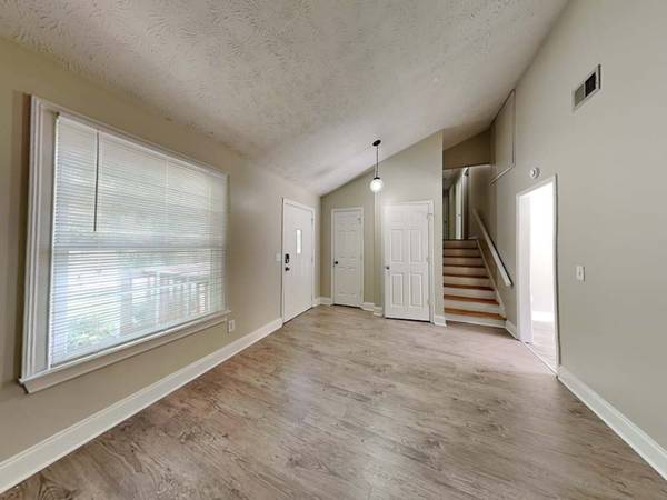 $950.00 / 3br - 1649ft2 - Beautiful 3BR/2BA Rental – Move-In Ready!  Comfortable 3 Bed, 2 Bath H63964401668738121