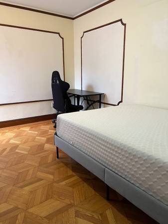 $950 / 3br - Habitación con vistas al atardecer en alquiler (ingleside / SFSU / CCSF) (San francisco)63879904692097121