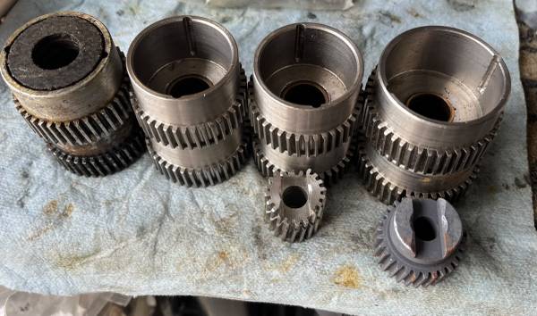 Fishing Penn Senator main gear and pinion 1