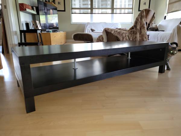 IKEA COFFEE TABLE 1