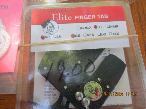 Cavalier Elite Finger Tab Sm. SL. RH. 1