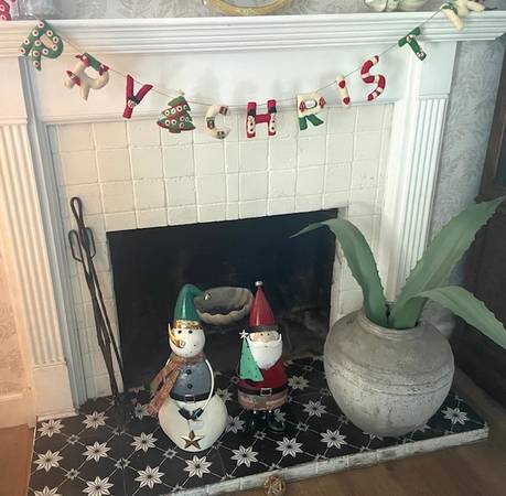 TWO (2) CUTE NEVER USED CHRISTMAS  METAL FIGURES-SNOWMAN & SANTA CLAUS 1