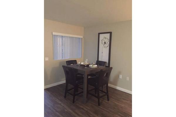 $1,895 / 1br - 710ft2 - Amazing Move In Special - One Month Free - Call For Details63686299561731123