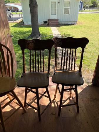 3 Chairs for sale 1