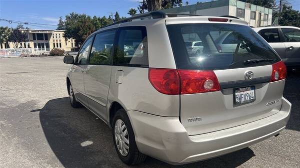 2006 Toyota Sienna CE 7 Passenger - $4,995 (San Jose)63654703526787124
