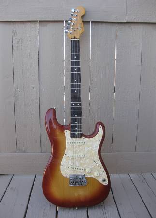Original vintage 1983 Stratocaster 1