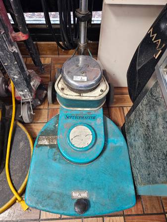 Servicemaster floor buffer 1