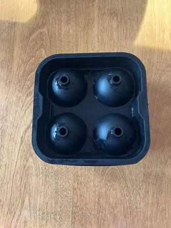 Silicone Ice Cube Trays Round Ice Cube Mold Spheres Ice Ball Maker (4 1