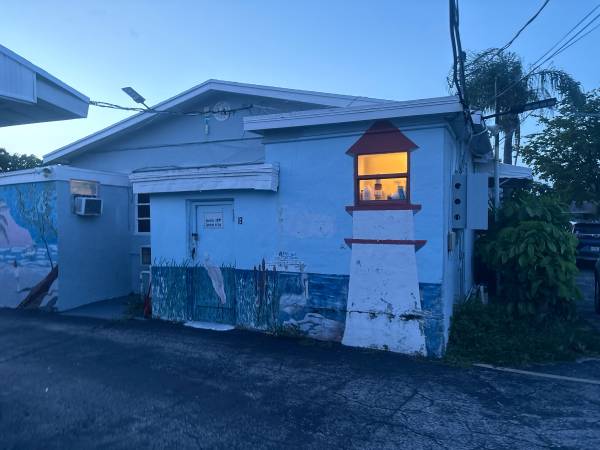 $400 / 1br - Studio Dania Beach (Dania Beach Studio)64049279864067121