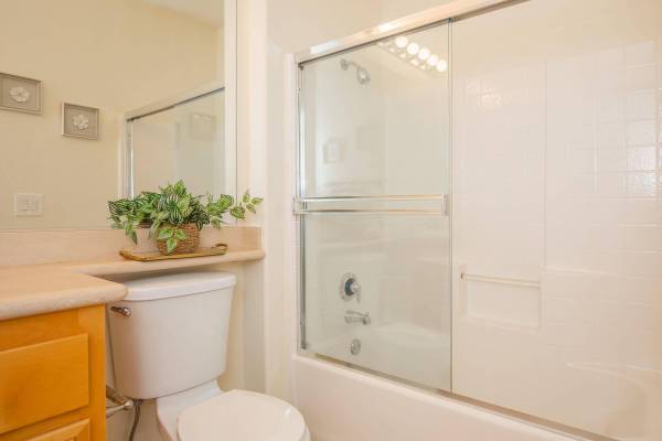 $2,949 / 2br - 1179ft2 - Situated in Canyon Country!, Digital TV Available, 2/bd (17621 W. Pauline Ct., Los Angeles, CA)63952790912258120