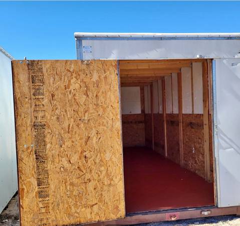 White Storage Container CoolBox 1
