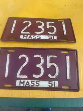 Placas de Massachusetts de 1951 - $60 (Norwood)63439265496835121