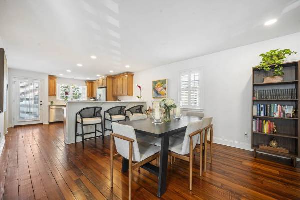$199 / 3br - 1529ft2 - Elliotborough (Charleston)64016106133121124
