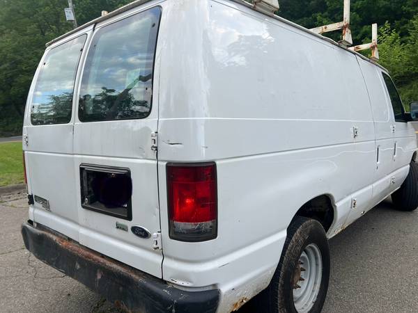 2011 FORD E-250 CARGO - $2,600 (Nyack)63618003642753121