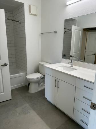 $2,877 / 1br - 750ft2 - 1/2 Mo. FREE 1 BR 1BA NEAR COSTCO & TRADER JOE'S 1 PKG SPACE INCLUDED (south san francisco)63695878011139123