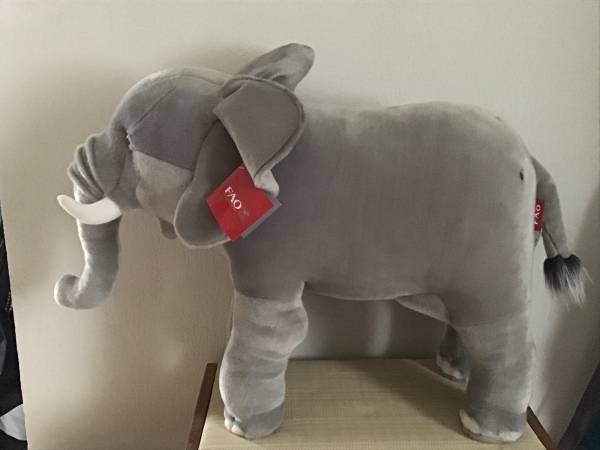 FAO Schwarz #5F5F346 1