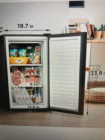 Upright freezer 3.0 cubic 1