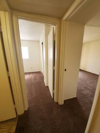 $1,049 / 2hab - 880ft2 - Precioso, tranquilo, privado y cómodo. ¡Alquile este de 2 hab, 2 ba hoy! (Tempe)63623945541761121