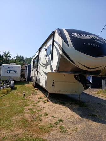 2019 Grand Design Solitude-S 1