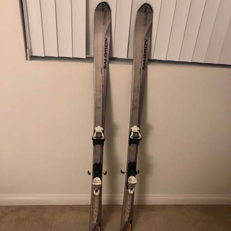 Salomon 163cm Skis (Unisex) with Marker Bindings 1