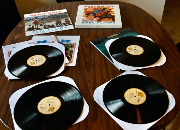 Beach Boys: Feel Flows 4 Record Box Set NEAR MINT 1