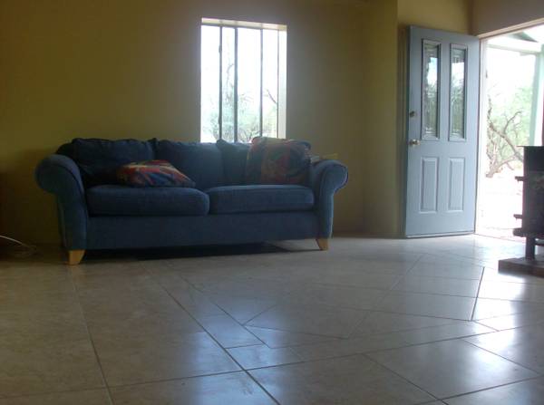 $845 / 1br - casa de 1 dormitorio $845(945 menos 100) Tanque Verde/ Bear Canyon (tucson)63675133352577122