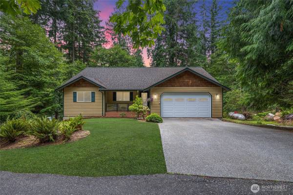 $650,000 / 5br - 3578ft2 - Expansive Five-Bedroom Home Nestled In Sudden Valley (Bellingham)635095546452511210