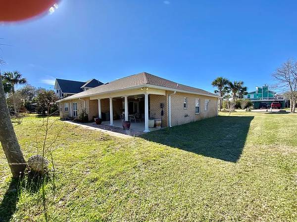 $340,000 / 2475ft2 - Home for Sale in PORT ST. JOE,  (3bd 3ba)63924680052226122