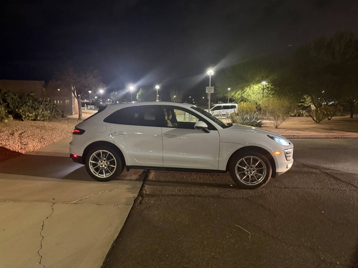 2018 Porsche Macan