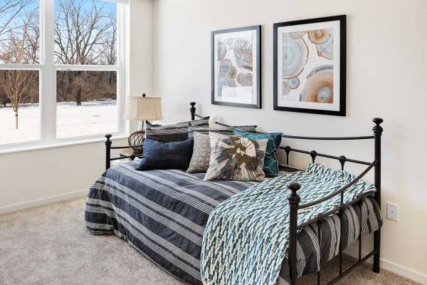 $1,299 / 1br - 723ft2 - 723 sqft 1 bd, 1 ba ready to lease! Come on over and check us out! (Saint Cloud)63988654009091124