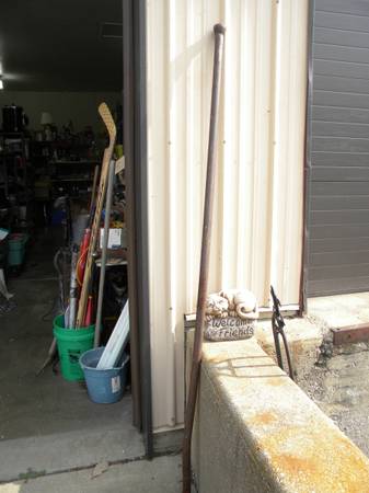 Large 76" Spud Bar 1