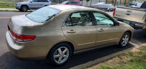 2003 Honda Accord EX 4 puertas Sedán - $3,900 (Staten Island, Nueva York)63614808528771120